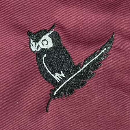 Фартук с логотипом "Перо Совы" - рубиновый